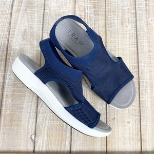 Traq by Alegria Women's Queen Sport Knit Sandals Blue Size 37 Comfort St…